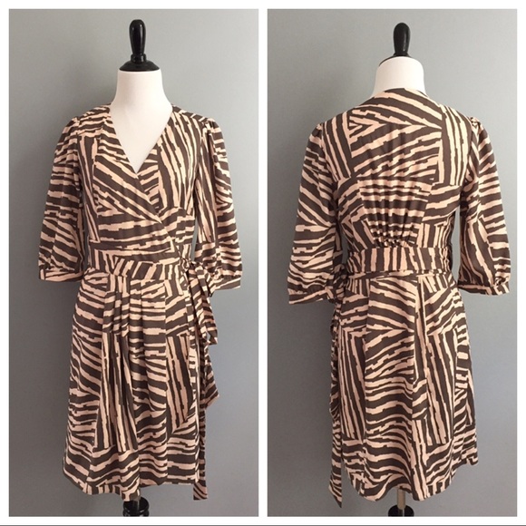 Banana Republic Factory Dresses & Skirts - Banana Republic Factory wrap dress